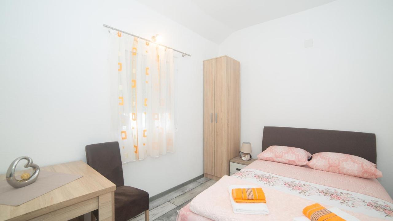 Apartment Milena Virpazar Esterno foto