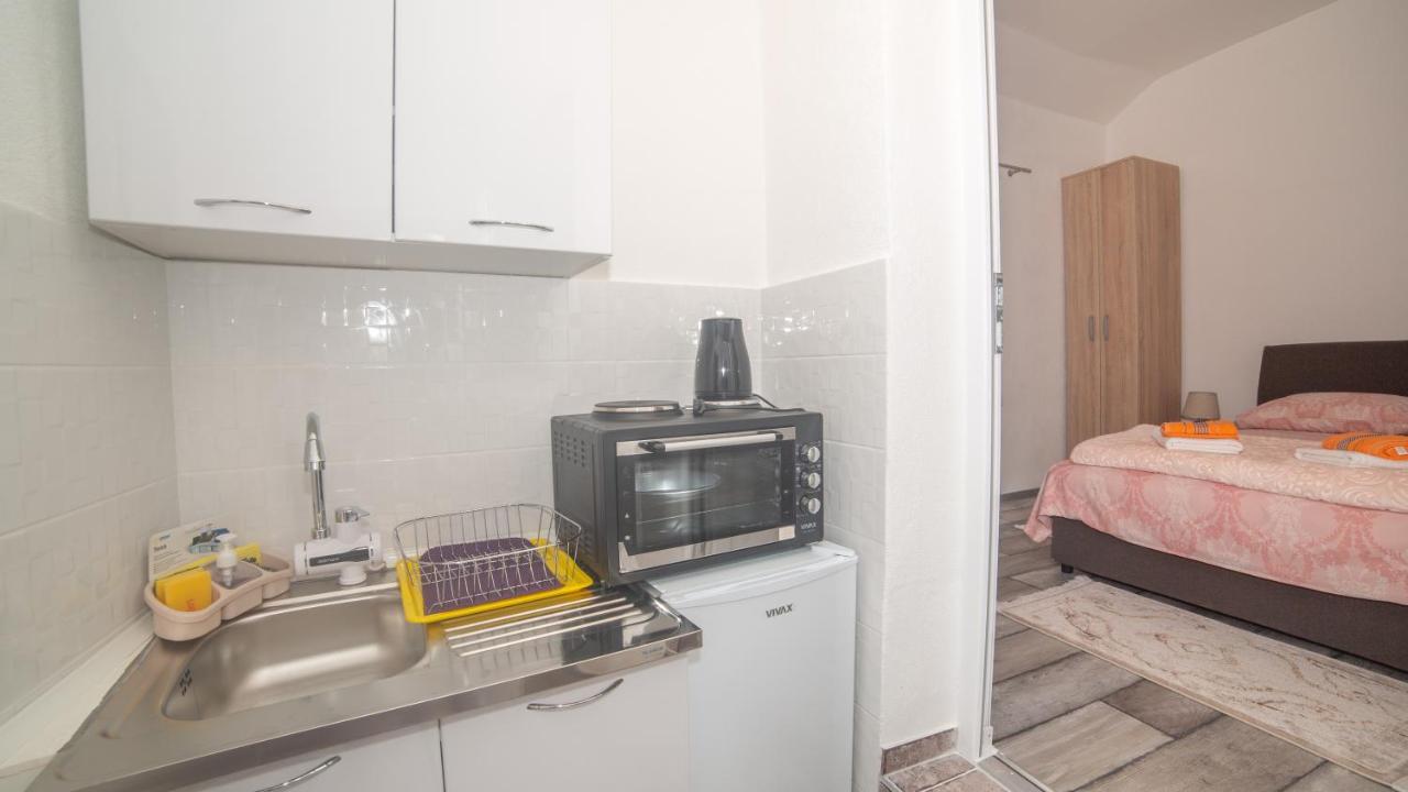 Apartment Milena Virpazar Esterno foto