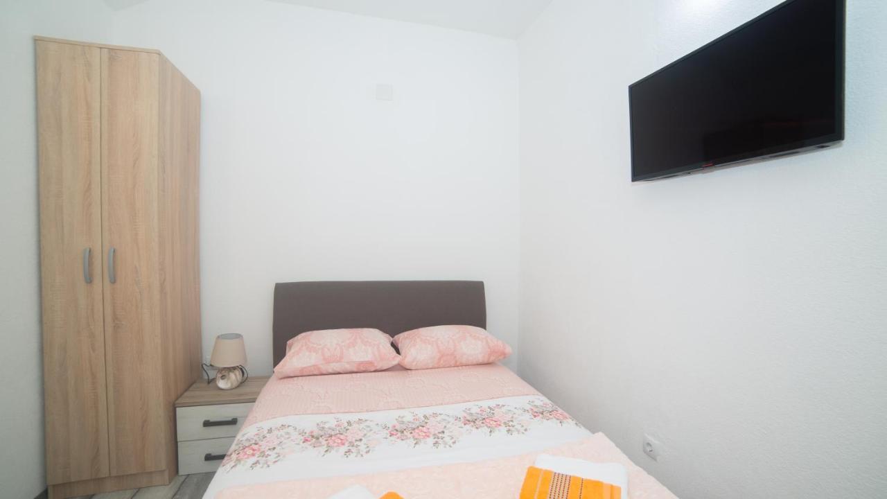 Apartment Milena Virpazar Esterno foto