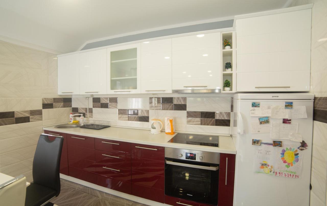 Apartment Milena Virpazar Esterno foto